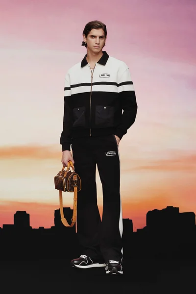 Look 26